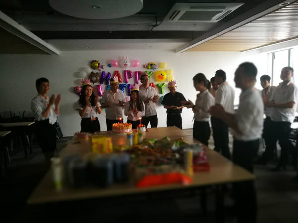 金葫芦员工生日会